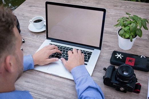 爱上海：Shanghai's recycling： combining exercise and recycling