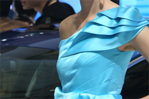 爱上海：Gazing at the Night View from the Skyscrapers in Lujiazui